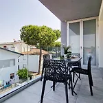 Stella Tower Apartman *
