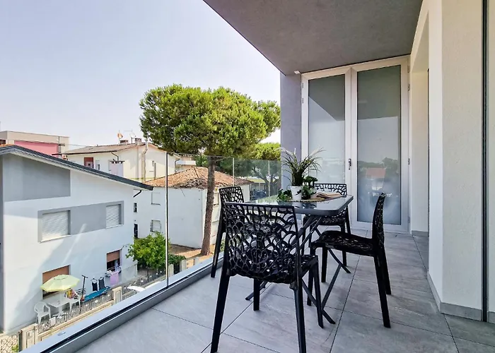 Stella Tower Apartment *